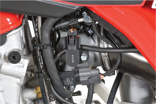 the swm uses mikuni fuel injection.
